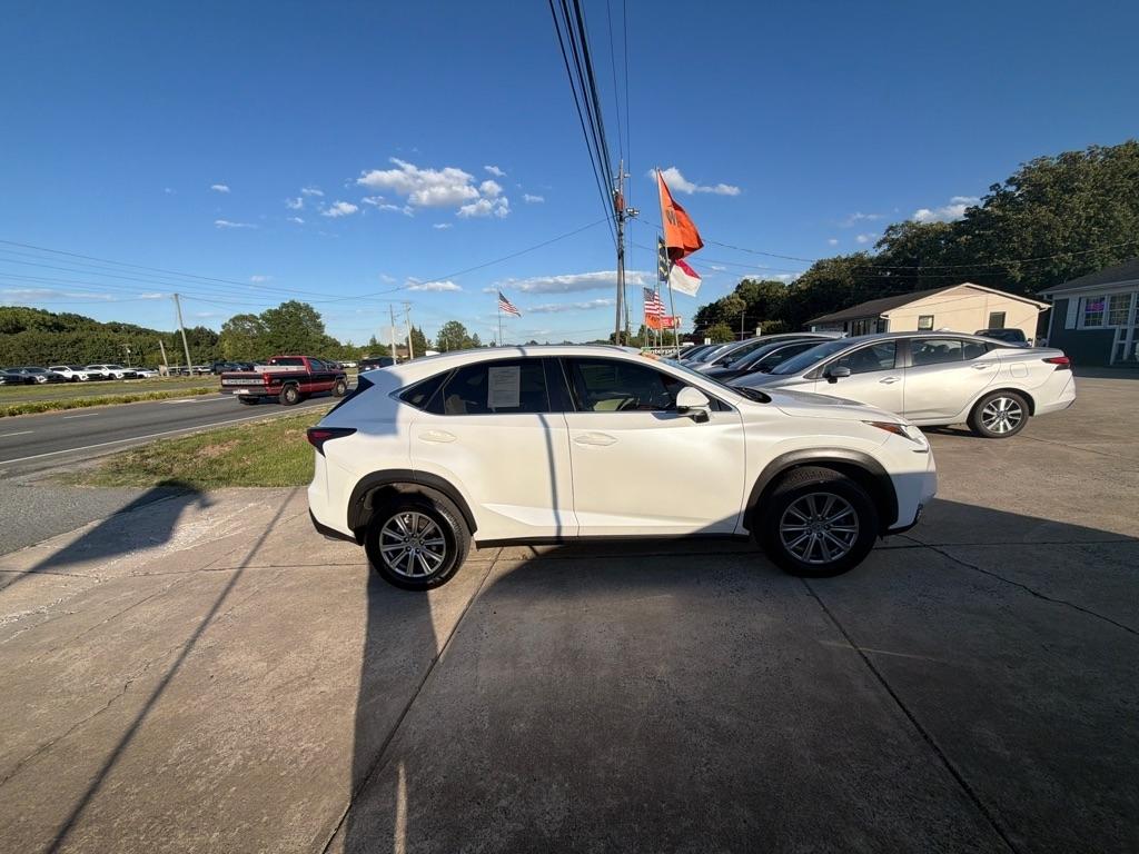 Lexus NX 200t FWD 4dr 2016