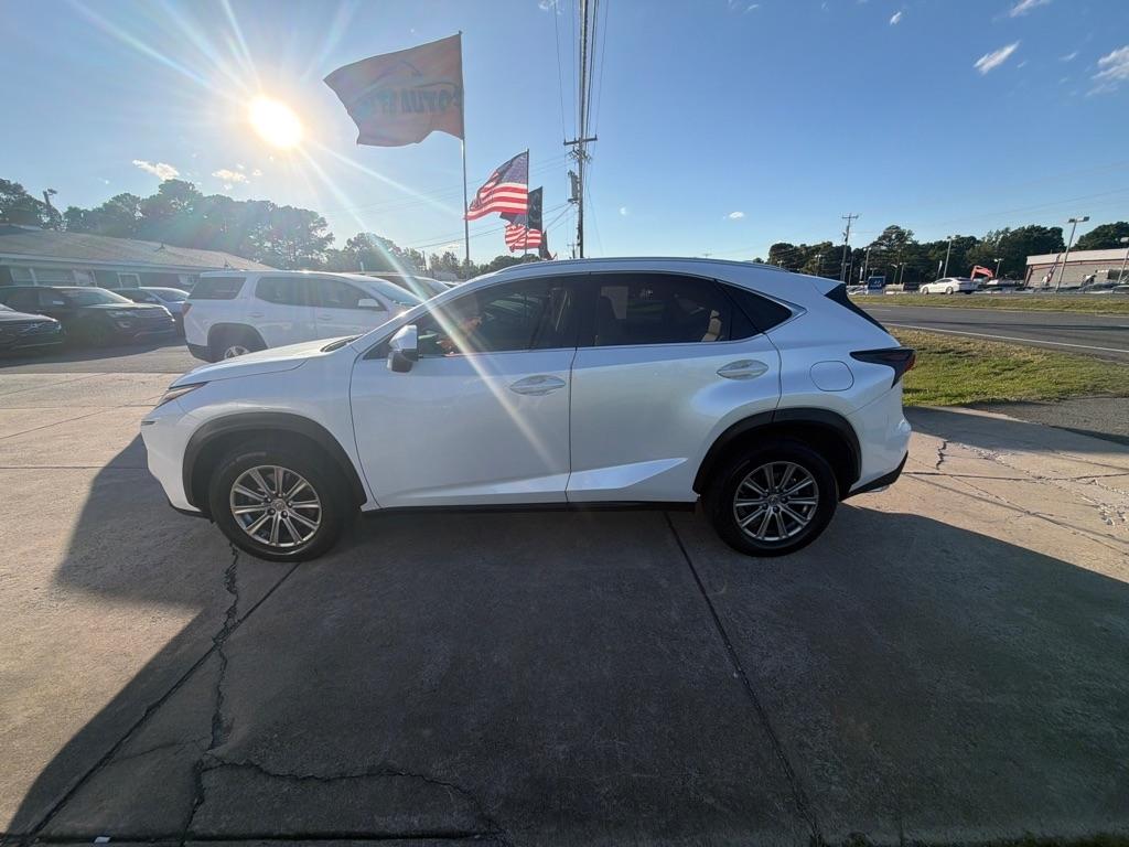 Lexus NX 200t FWD 4dr 2016