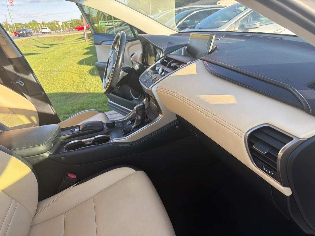 Lexus NX 200t FWD 4dr 2016