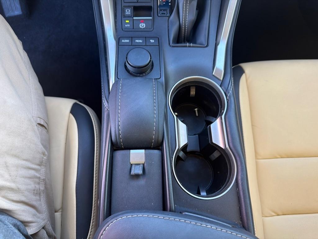 Lexus NX 200t FWD 4dr 2016