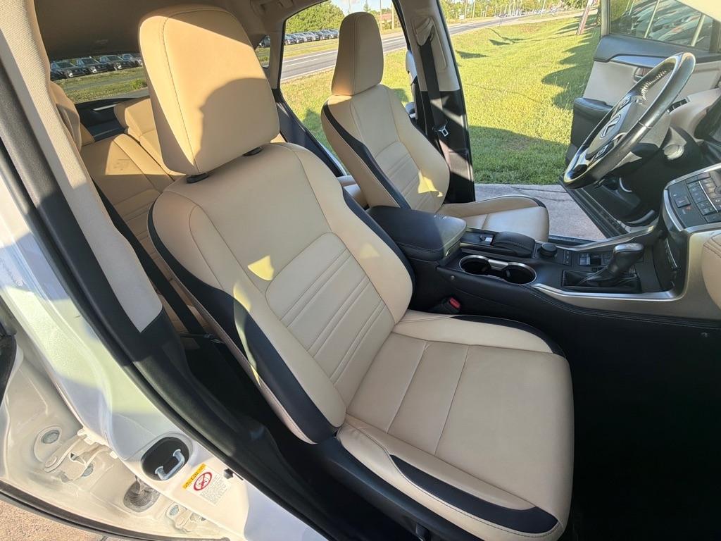 Lexus NX 200t FWD 4dr 2016
