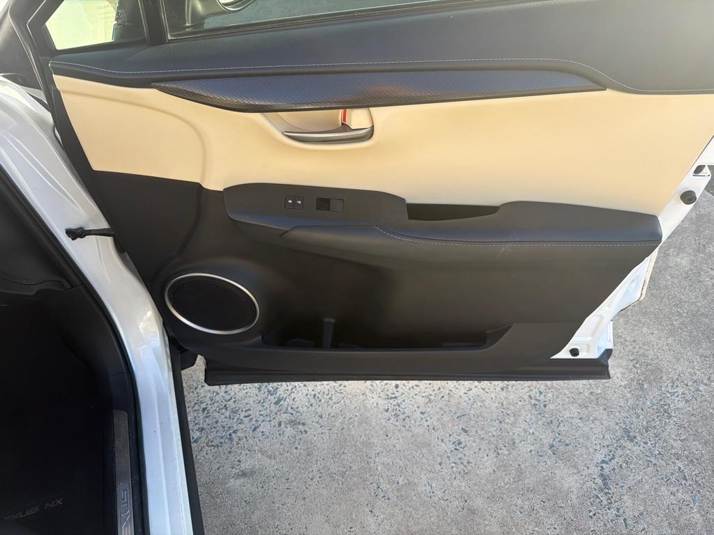 Lexus NX 200t FWD 4dr 2016