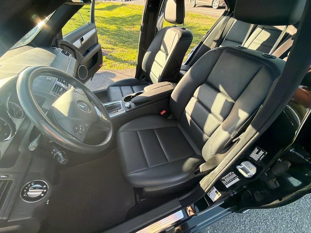 Mercedes-Benz C-Class 4dr Sdn 3.0L Sport 4MATIC 2009