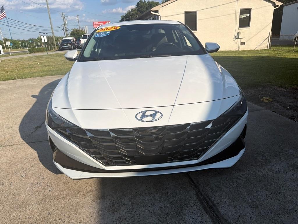 Hyundai Elantra Limited IVT 2022