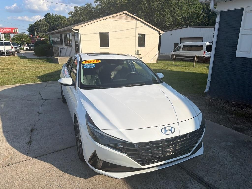 Hyundai Elantra Limited IVT 2022