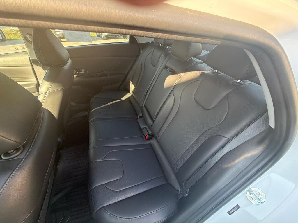 Hyundai Elantra Limited IVT 2022