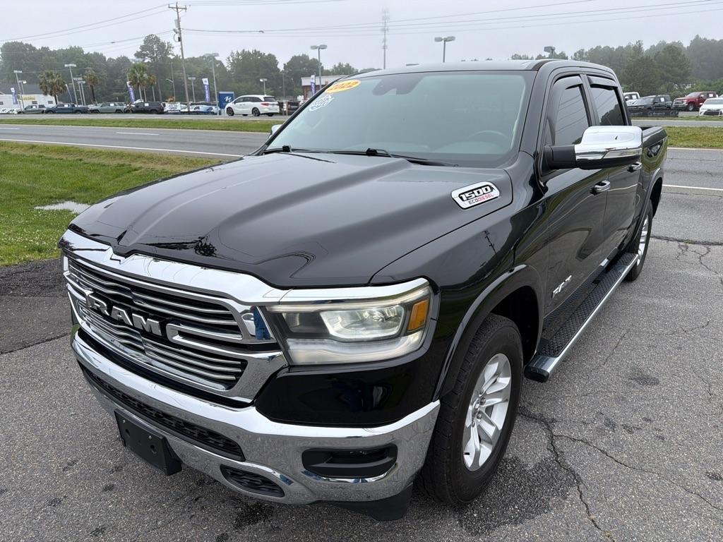 RAM 1500 Laramie 4x2 Crew Cab 5'7" Box 2022