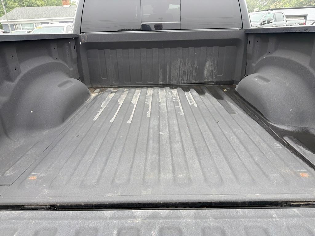 RAM 1500 Laramie 4x2 Crew Cab 5'7" Box 2022