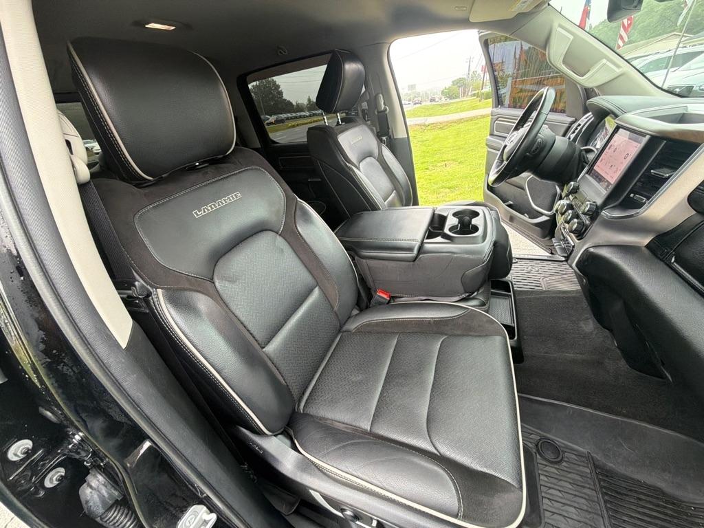 RAM 1500 Laramie 4x2 Crew Cab 5'7" Box 2022