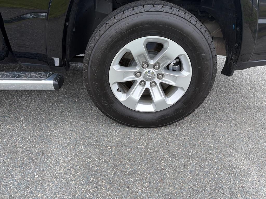 RAM 1500 Laramie 4x2 Crew Cab 5'7" Box 2022