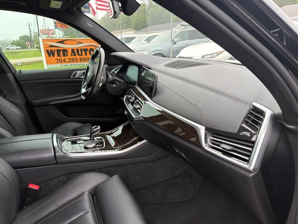 BMW X5 xDrive40i Sports Activity Vehicle 2020