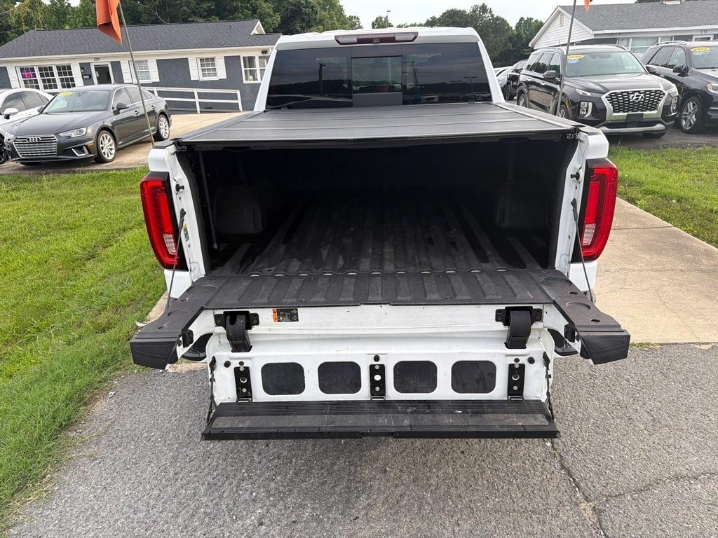 GMC Sierra 1500 4WD Crew Cab 147" AT4 2019
