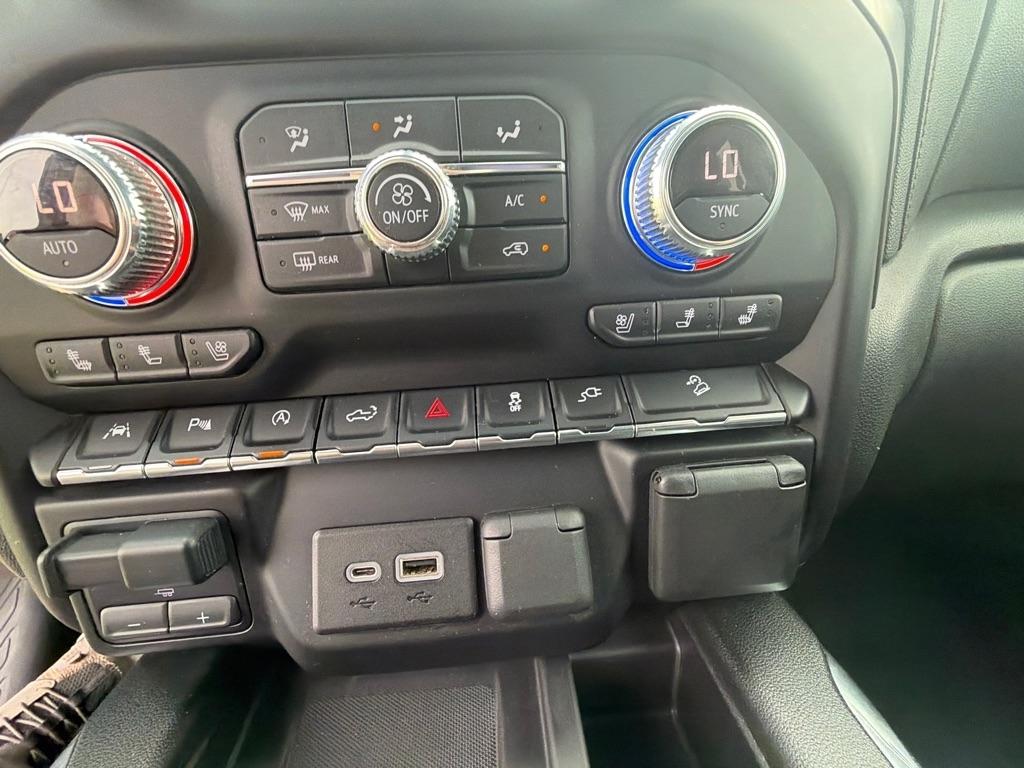 GMC Sierra 1500 4WD Crew Cab 147" AT4 2019