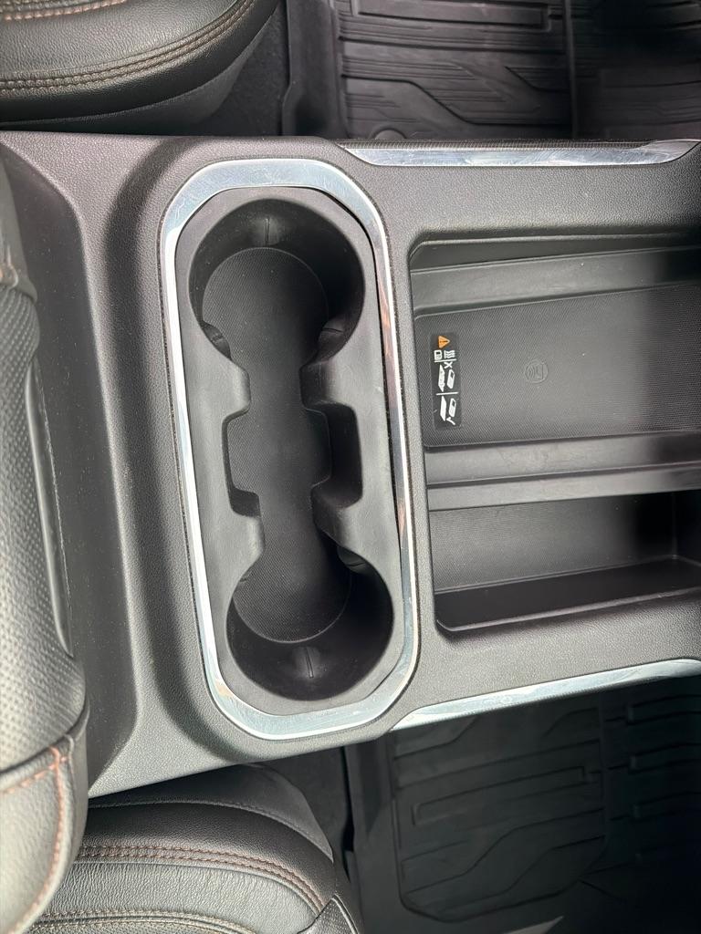GMC Sierra 1500 4WD Crew Cab 147" AT4 2019