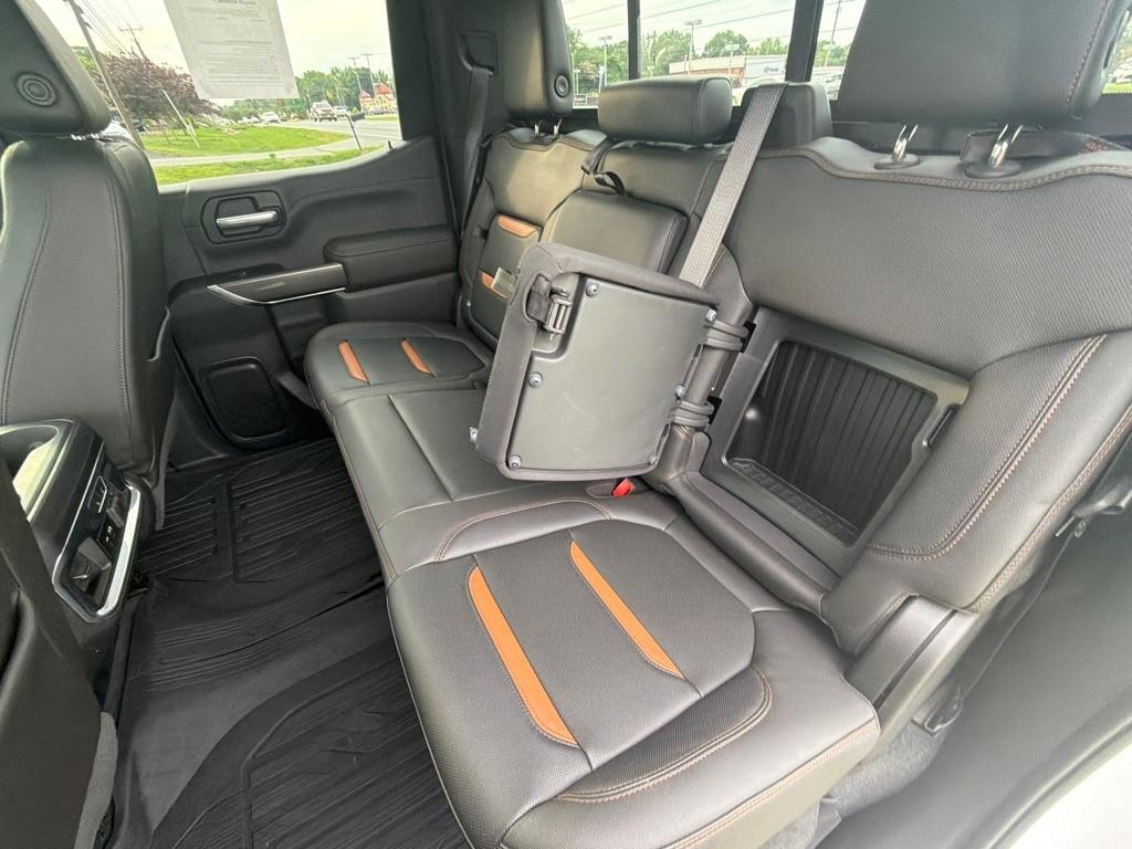 GMC Sierra 1500 4WD Crew Cab 147" AT4 2019
