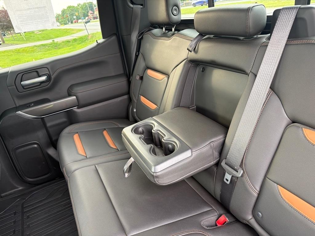 GMC Sierra 1500 4WD Crew Cab 147" AT4 2019