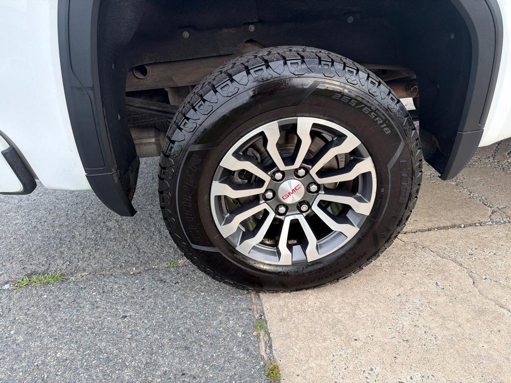GMC Sierra 1500 4WD Crew Cab 147" AT4 2019