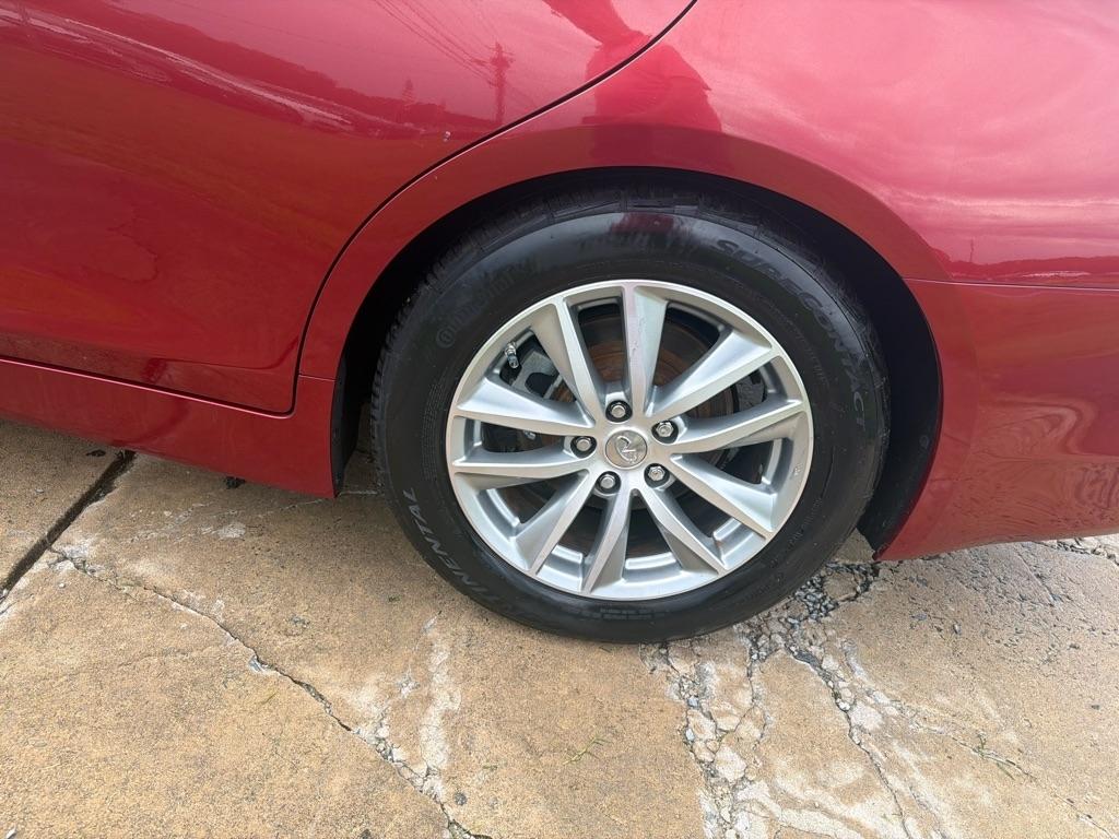 Infiniti Q50 4dr Sdn Premium RWD 2015
