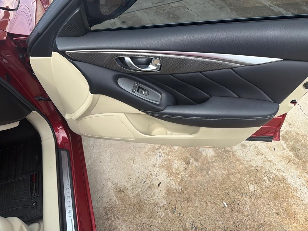 Infiniti Q50 4dr Sdn Premium RWD 2015