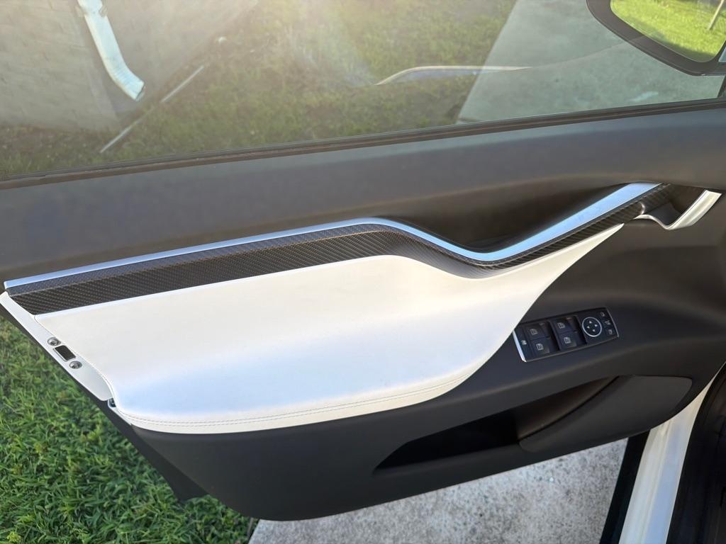 Tesla Model X 100D AWD 2017