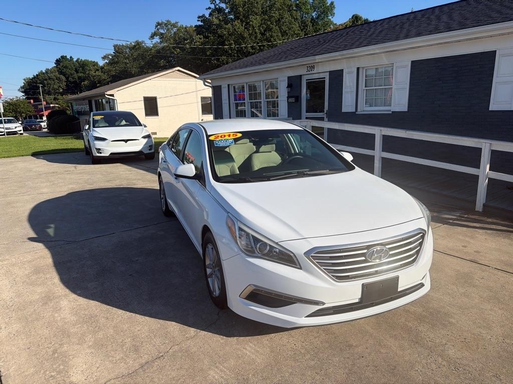 Hyundai Sonata 4dr Sdn 2.4L SE PZEV 2015
