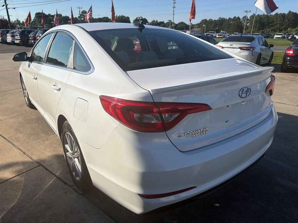 Hyundai Sonata 4dr Sdn 2.4L SE PZEV 2015