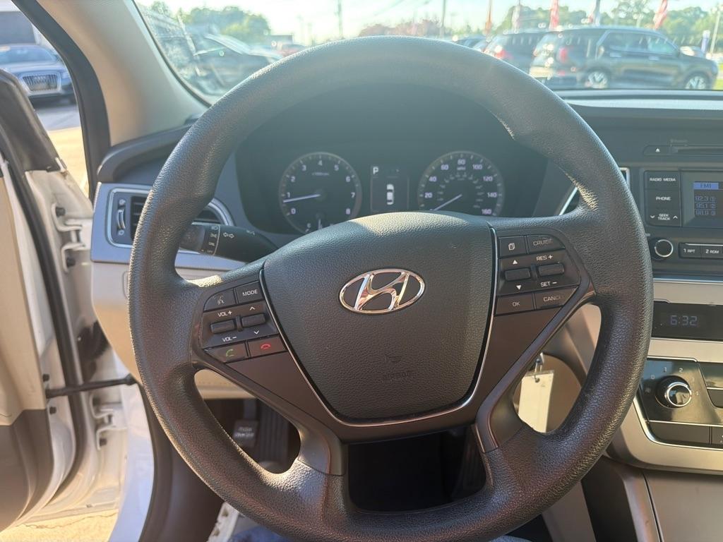 Hyundai Sonata 4dr Sdn 2.4L SE PZEV 2015