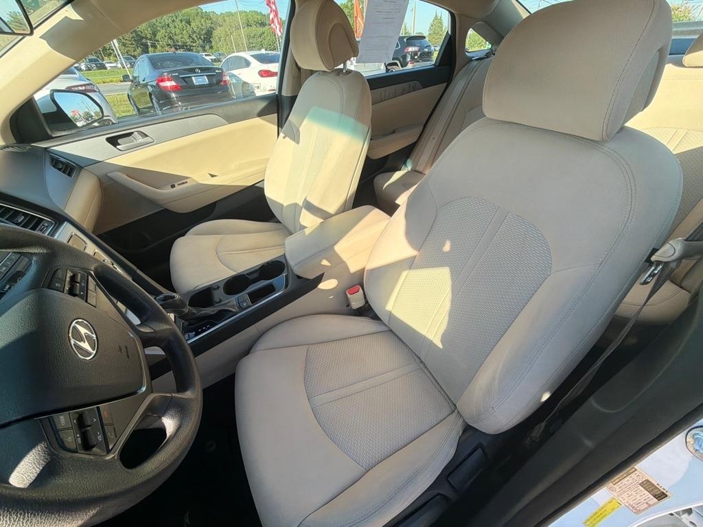 Hyundai Sonata 4dr Sdn 2.4L SE PZEV 2015