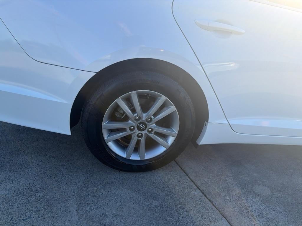 Hyundai Sonata 4dr Sdn 2.4L SE PZEV 2015
