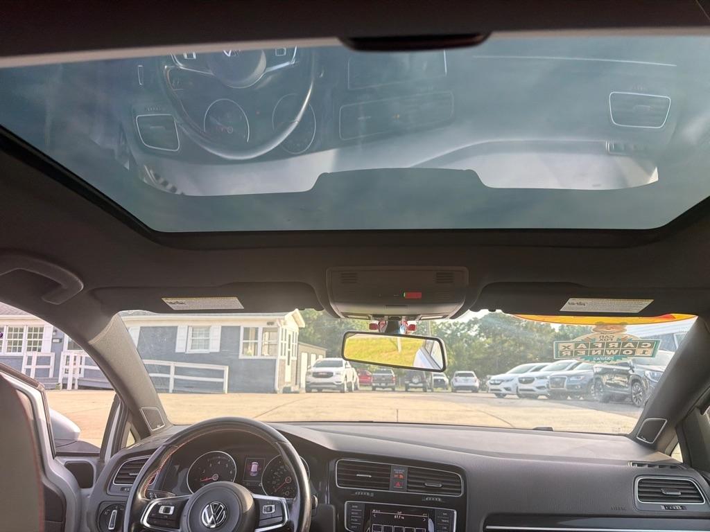 Volkswagen Golf GTI 4dr HB Man S w/Performance Pkg 2015