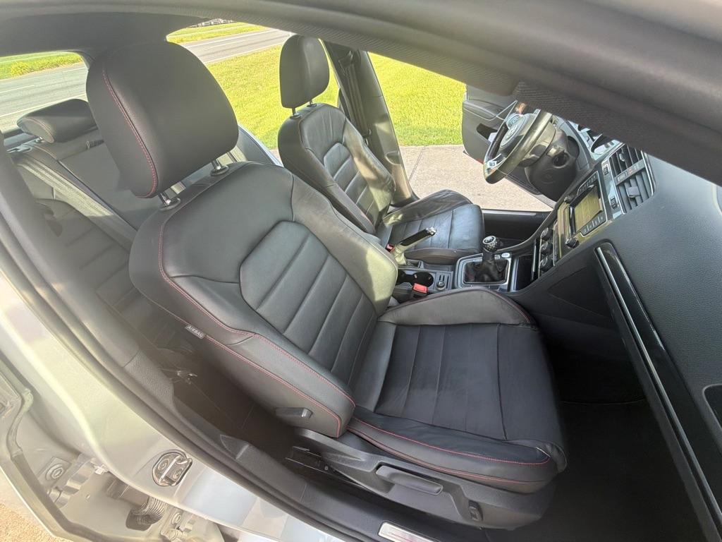 Volkswagen Golf GTI 4dr HB Man S w/Performance Pkg 2015