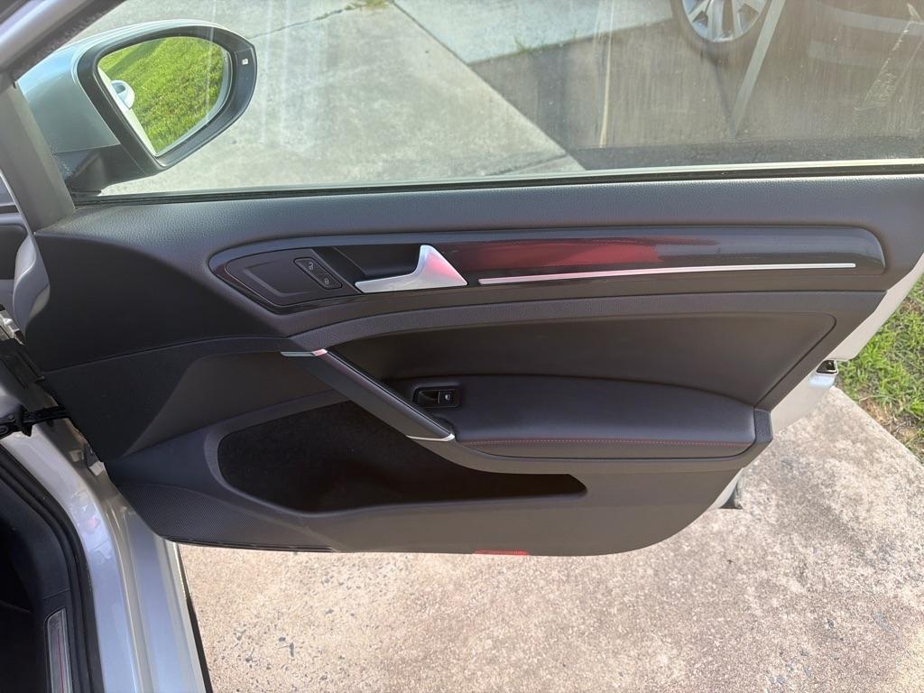 Volkswagen Golf GTI 4dr HB Man S w/Performance Pkg 2015