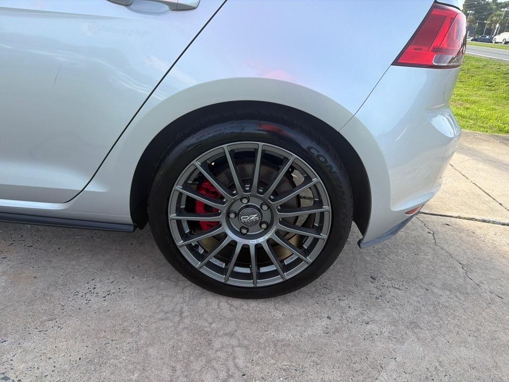 Volkswagen Golf GTI 4dr HB Man S w/Performance Pkg 2015