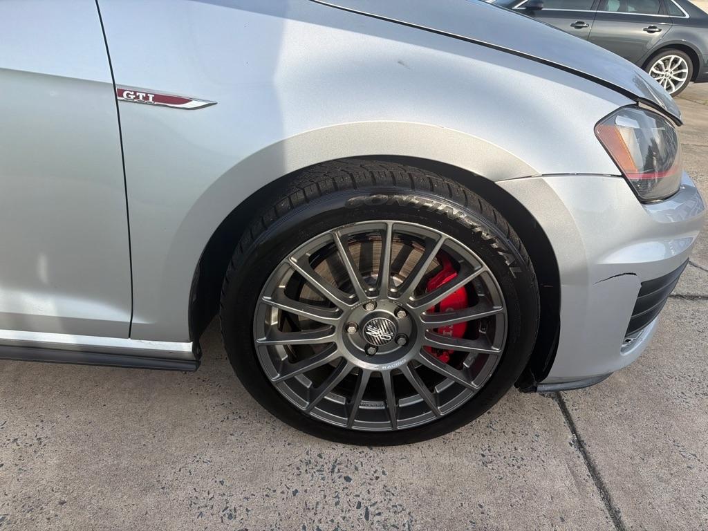 Volkswagen Golf GTI 4dr HB Man S w/Performance Pkg 2015