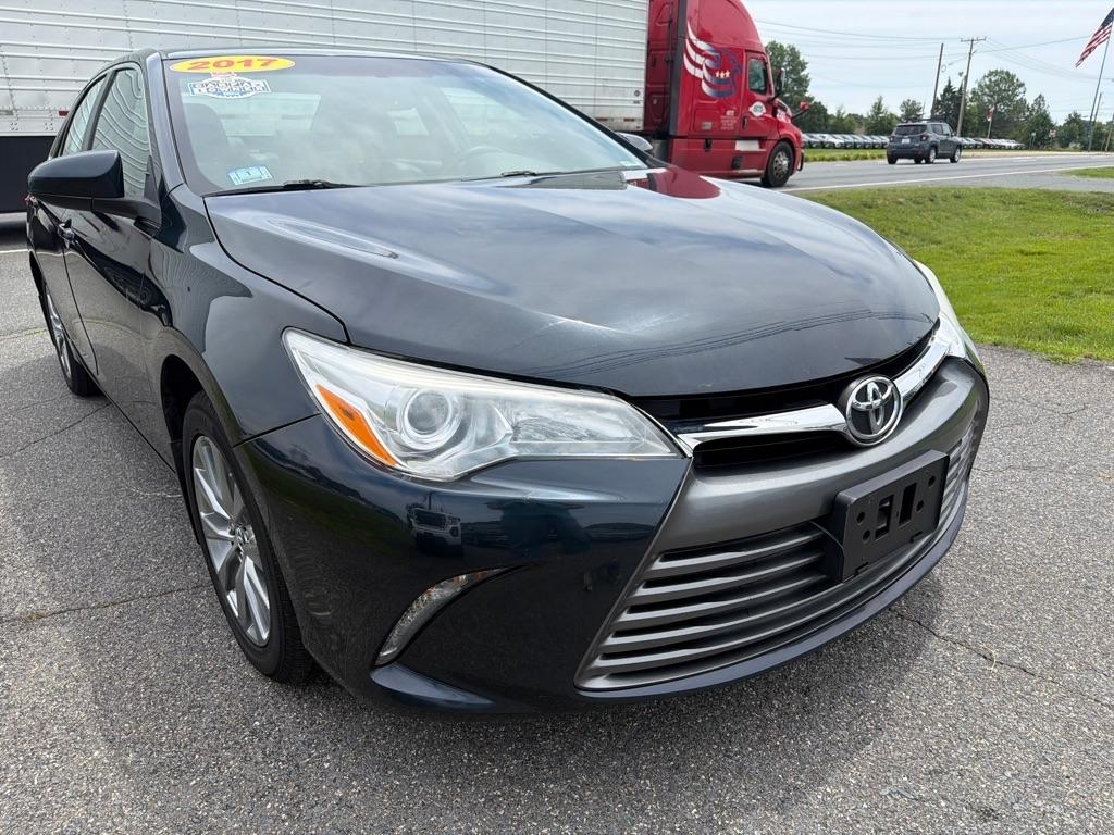 Toyota Camry XLE Auto (Natl) 2017