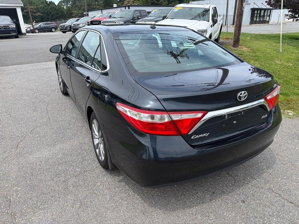 Toyota Camry XLE Auto (Natl) 2017