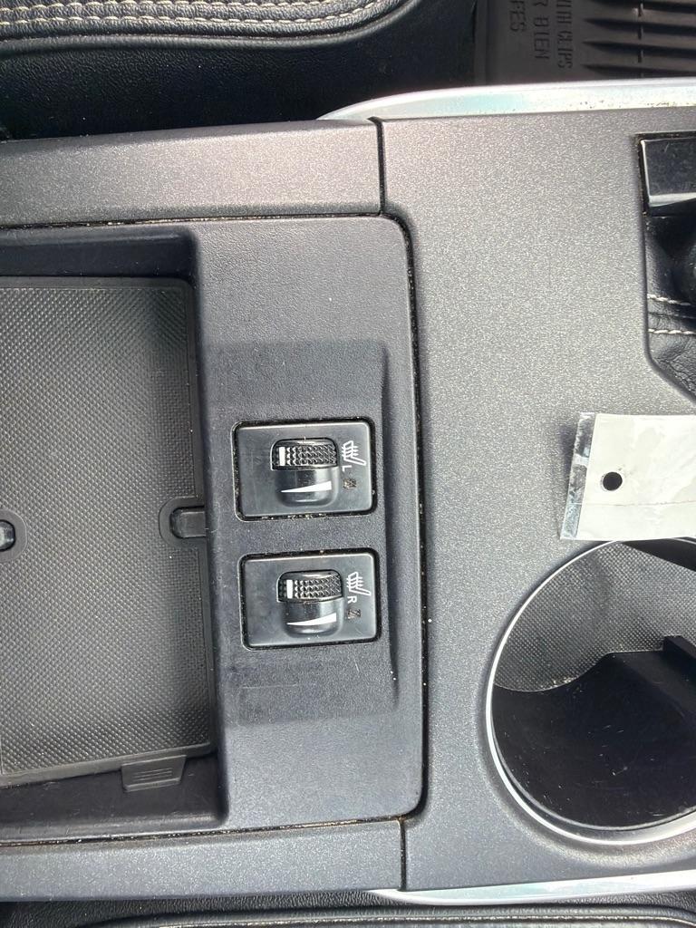 Toyota Camry XLE Auto (Natl) 2017