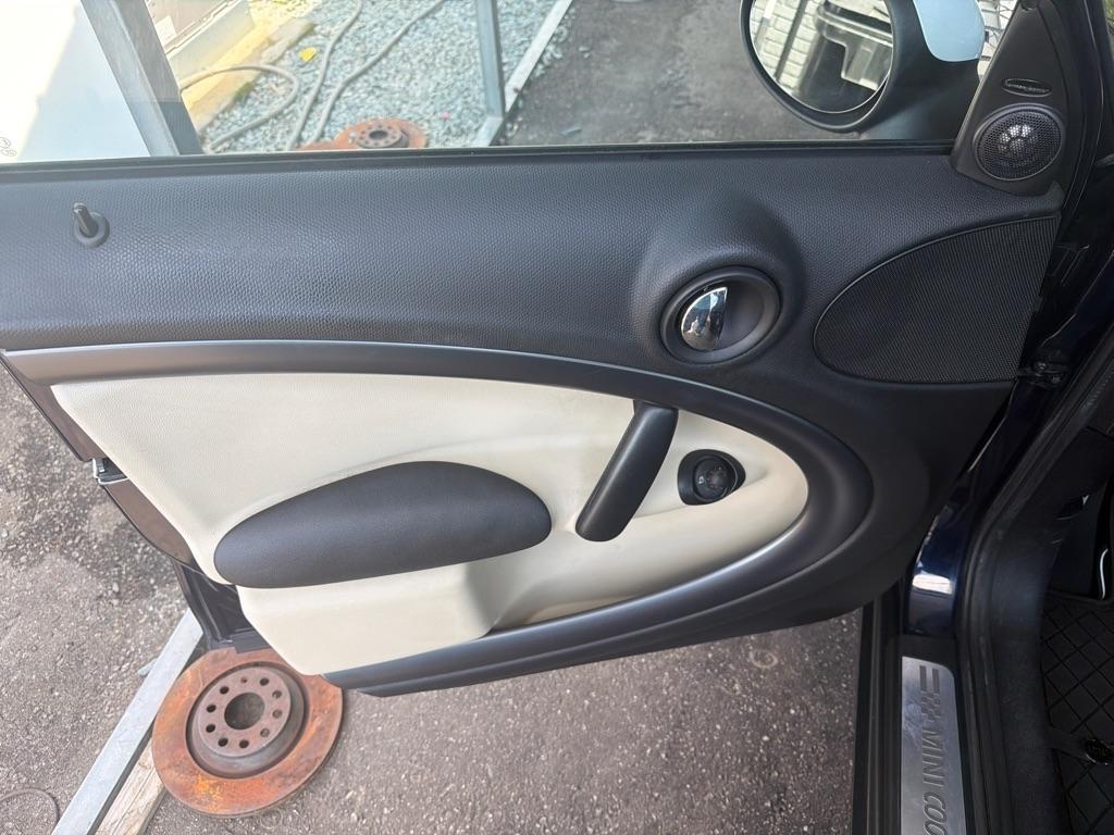 MINI Cooper Countryman FWD 4dr S 2012