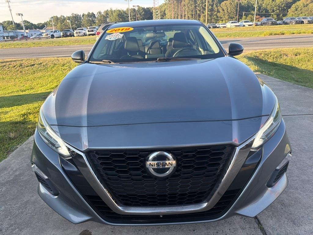 Nissan Altima 2.5 SR Sedan 2019