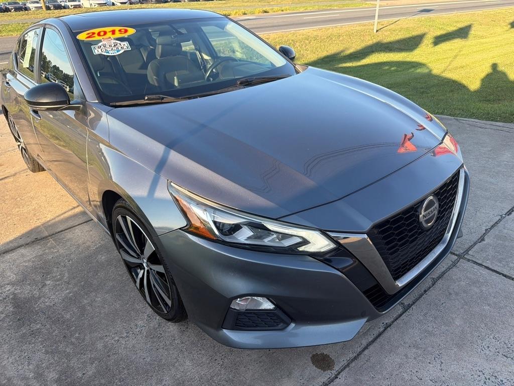 Nissan Altima 2.5 SR Sedan 2019