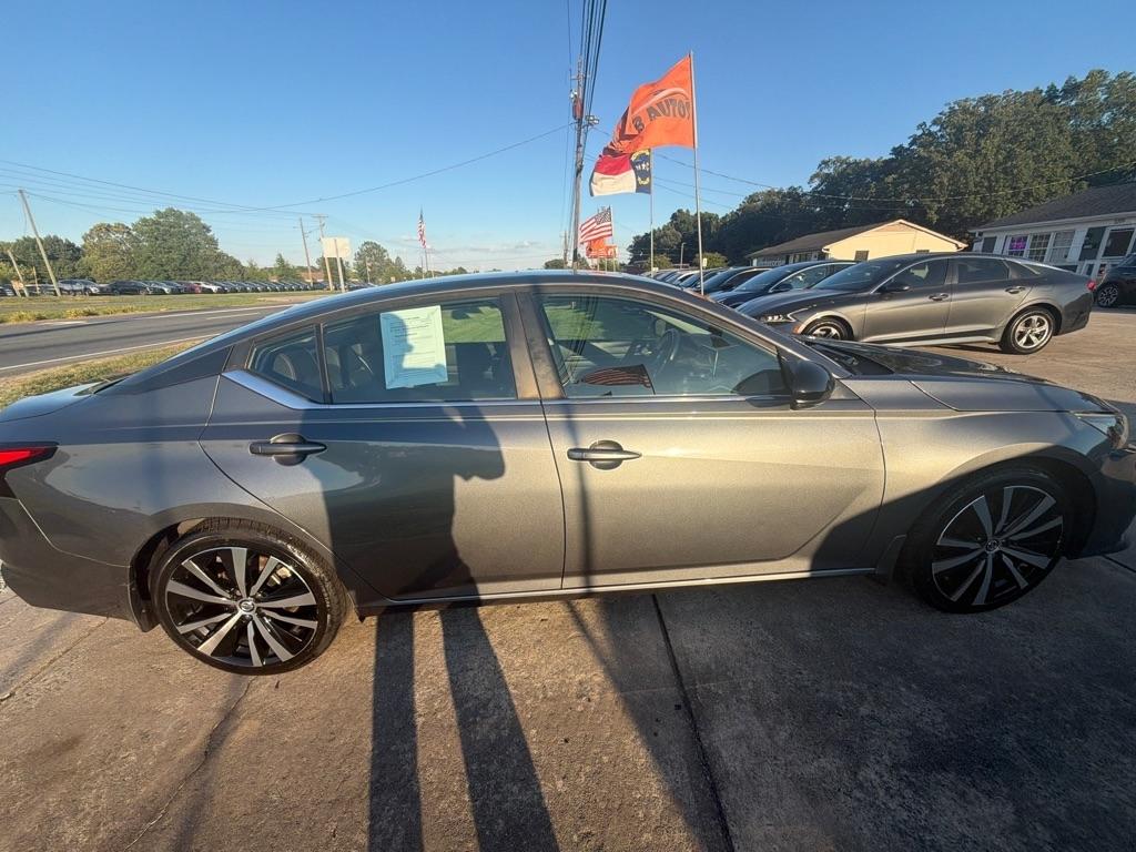 Nissan Altima 2.5 SR Sedan 2019
