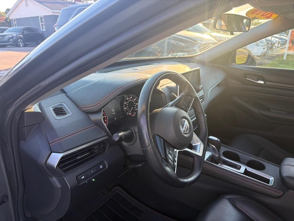 Nissan Altima 2.5 SR Sedan 2019