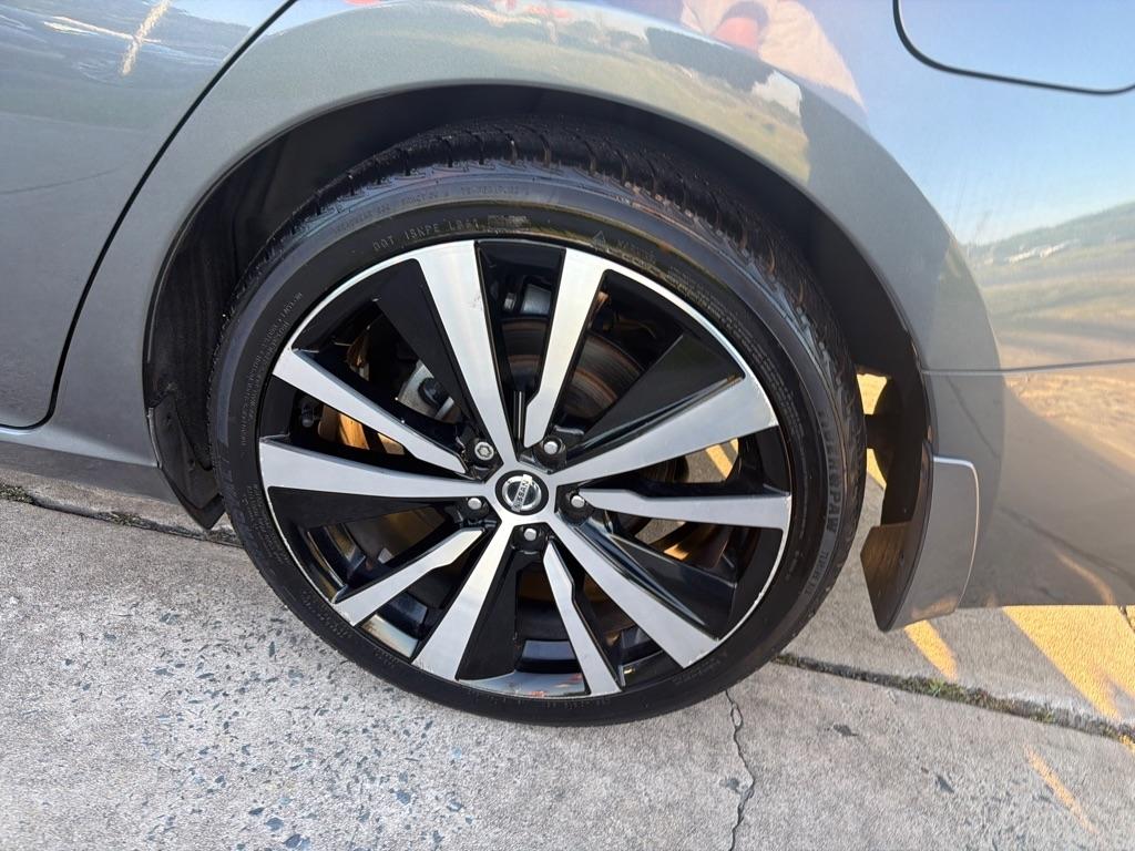 Nissan Altima 2.5 SR Sedan 2019