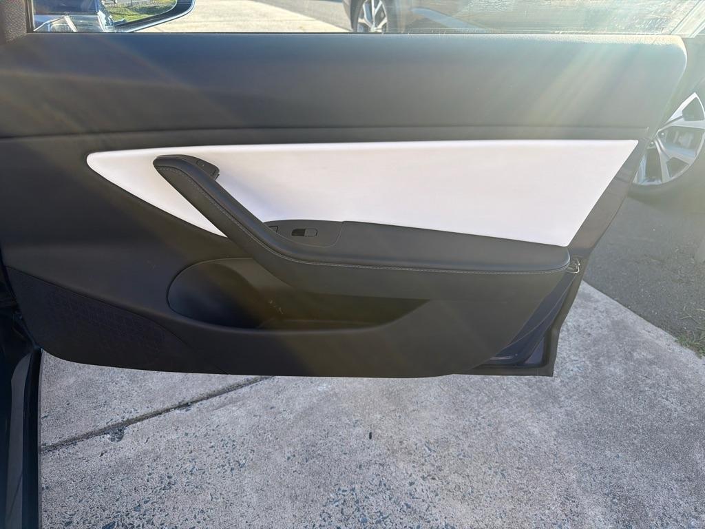 Tesla Model 3 Mid Range RWD *Ltd Avail* 2019