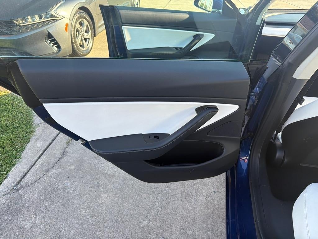 Tesla Model 3 Mid Range RWD *Ltd Avail* 2019