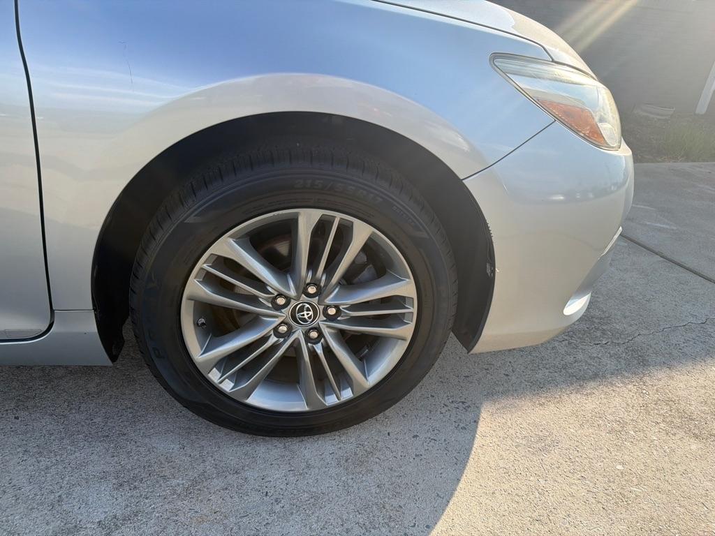 Toyota Camry 4dr Sdn I4 Auto SE w/Special Edition Pkg (Natl) 2016