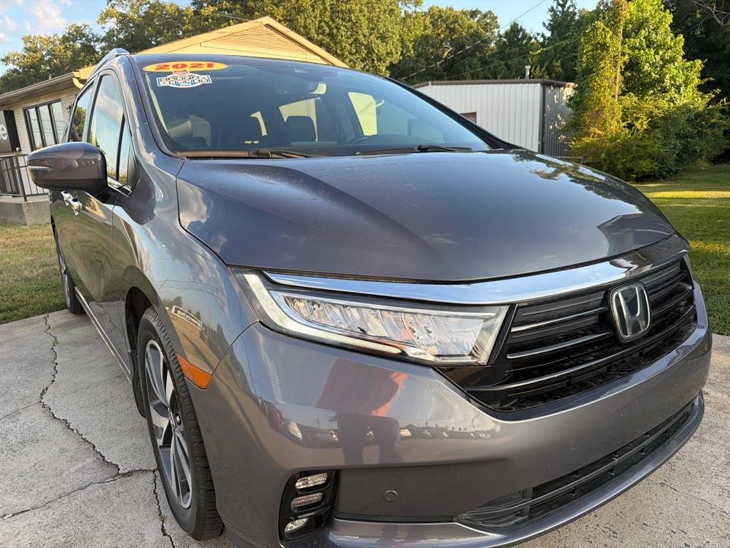 Honda Odyssey Touring Auto 2021
