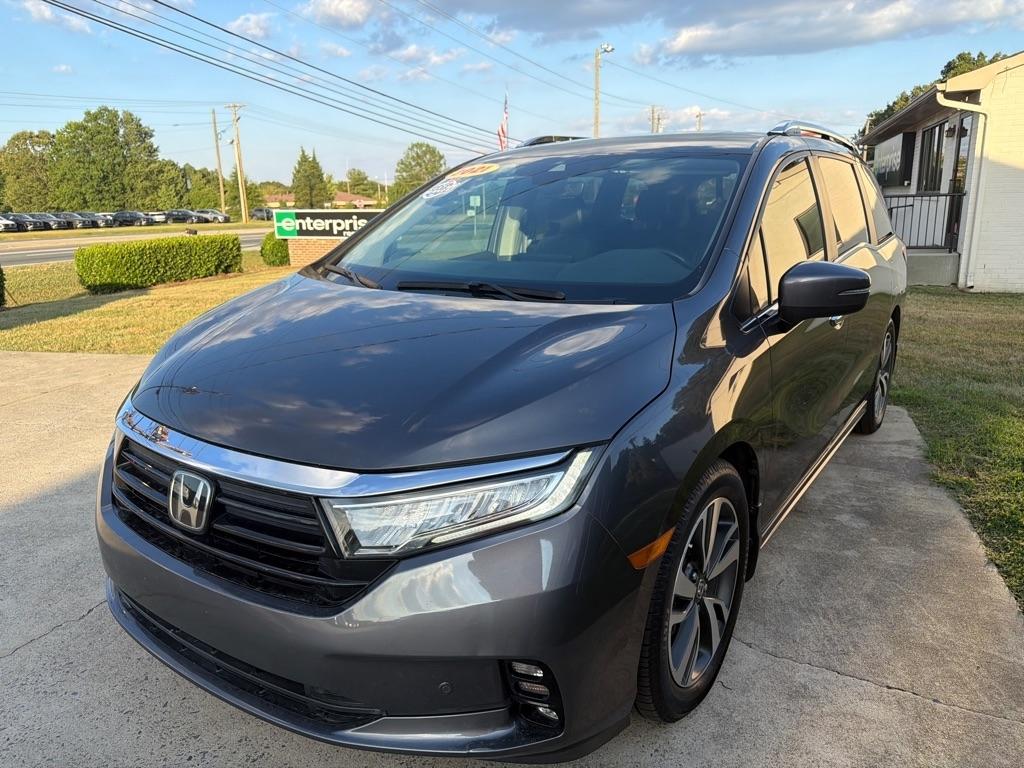Honda Odyssey Touring Auto 2021