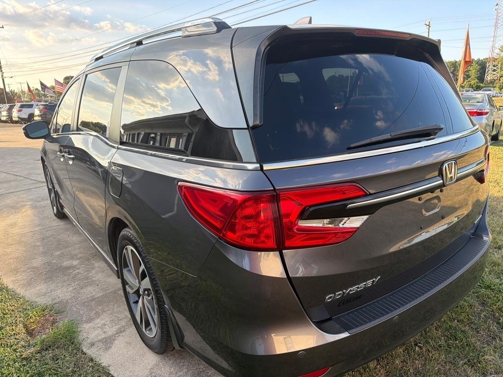 Honda Odyssey Touring Auto 2021