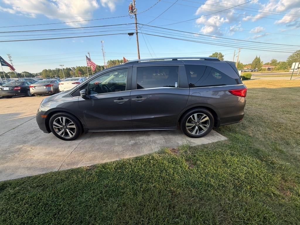 Honda Odyssey Touring Auto 2021